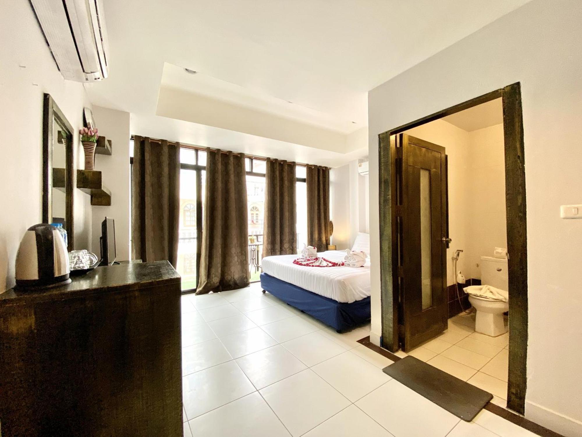Beachwalk Patong 外观 照片