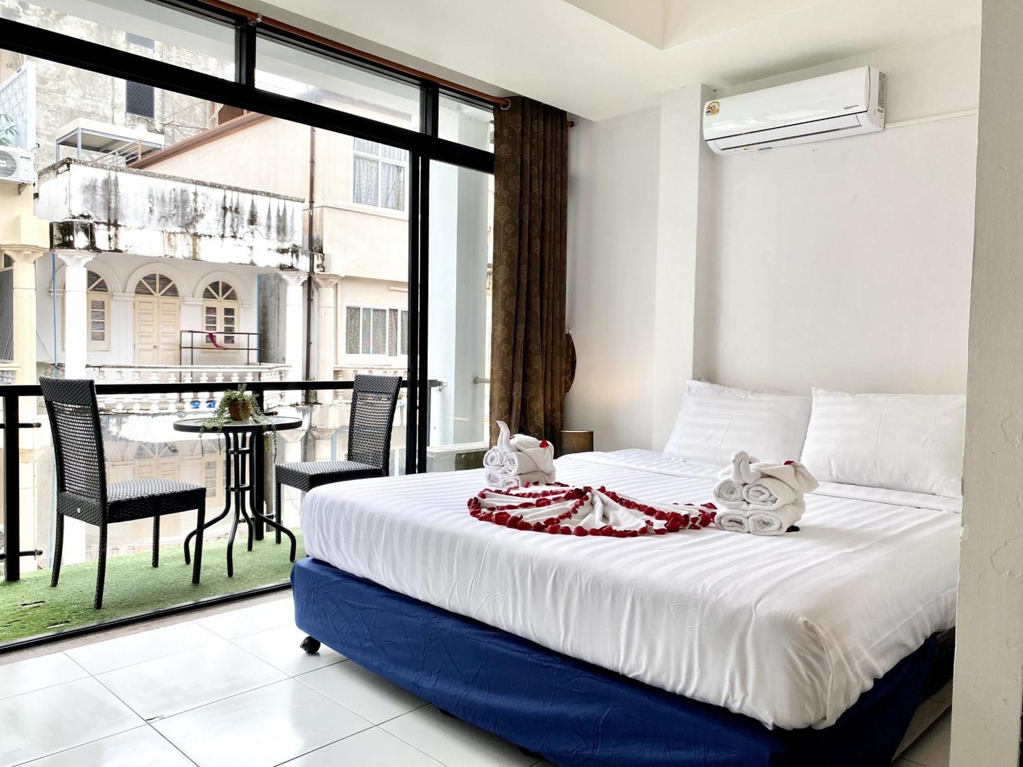 Beachwalk Patong 外观 照片